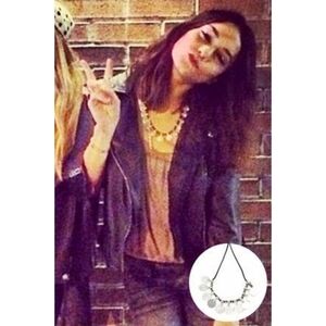 VANESSA MOONEY // celeb fave la boheme silver coin medallion stretch necklace